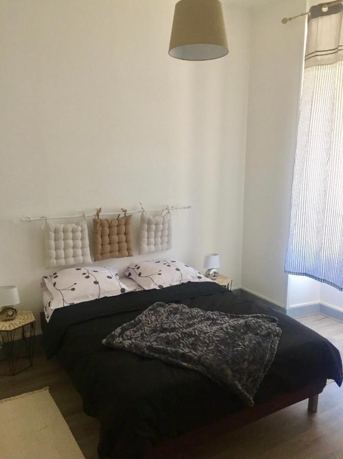 Charmant T2 Proche Vieille Ville Montluçon المظهر الخارجي الصورة